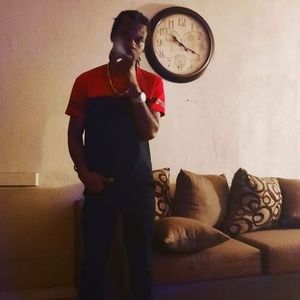 Meet your Posher, Avvieion